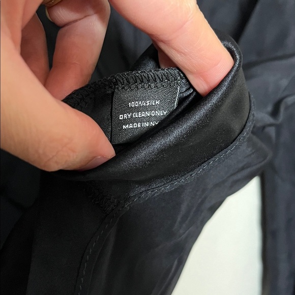 Alice & Trixie Silk Black Cream Contrast Gold Button Blouse Small - Picture 4 of 5